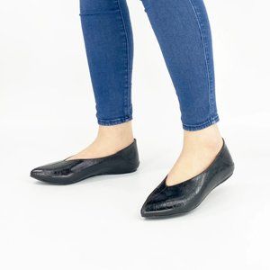 B.A.I.T. BAIT Footwear Black Galina Flats